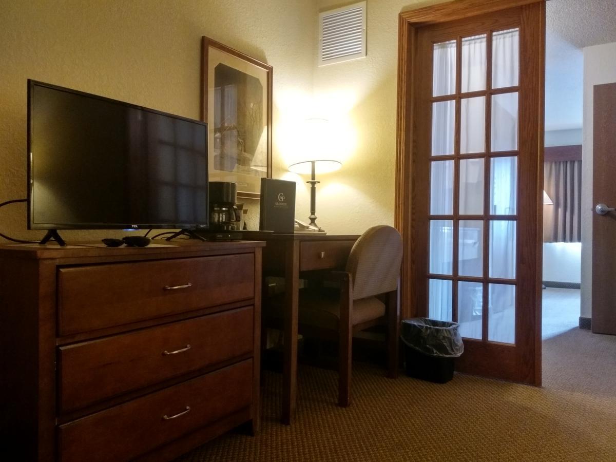 Madelia Hotel & Suites Esterno foto
